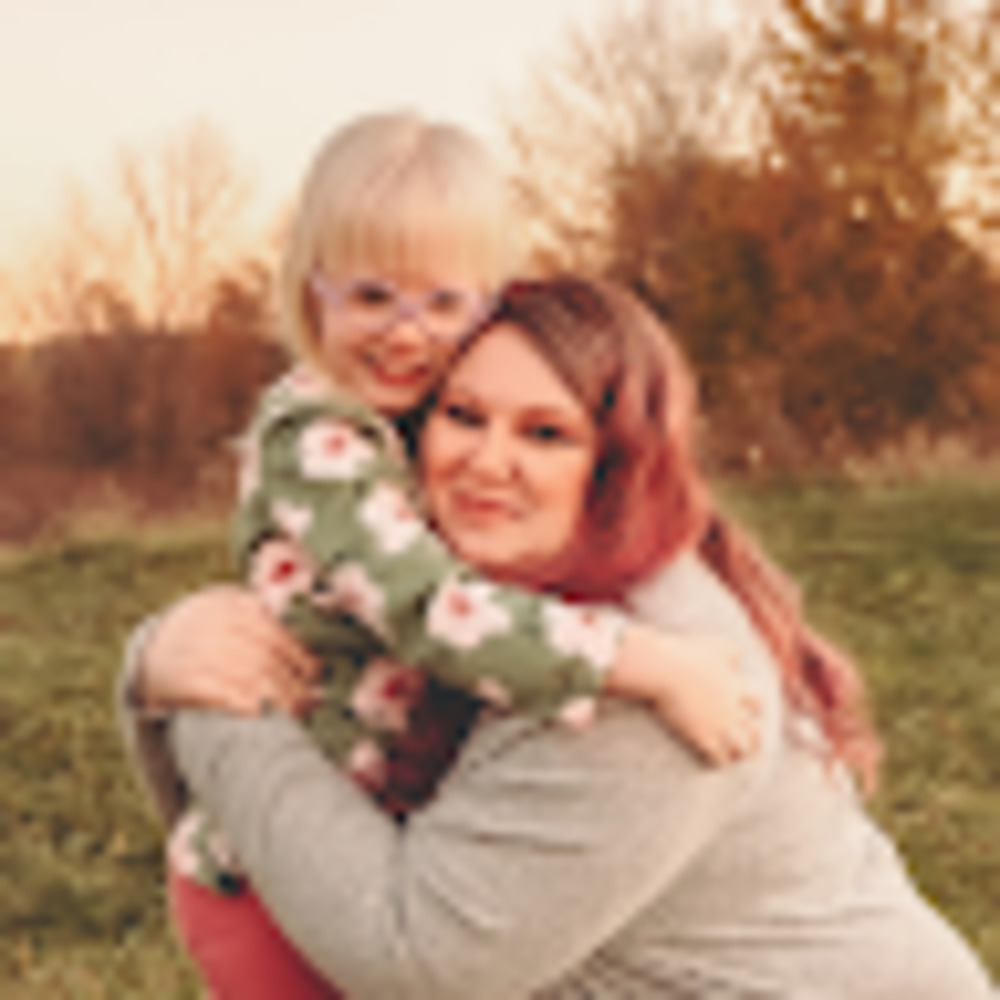 Meet your Posher, Lenora